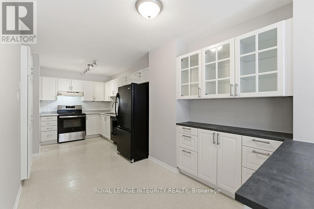 34 Furlong Crescent, Ottawa, Ontario  K2M 2J1 - Photo 13 - X12690130