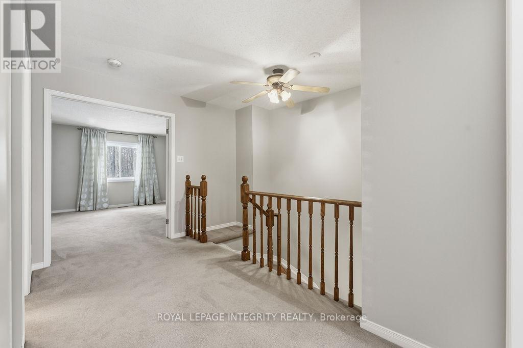 34 Furlong Crescent, Ottawa, Ontario  K2M 2J1 - Photo 16 - X12690130