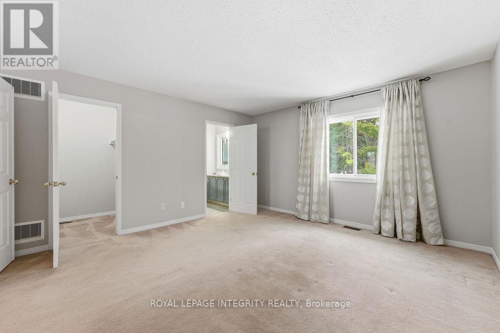 34 Furlong Crescent, Ottawa, Ontario  K2M 2J1 - Photo 17 - X12690130