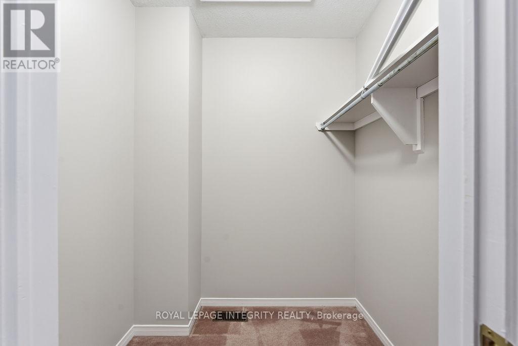 34 Furlong Crescent, Ottawa, Ontario  K2M 2J1 - Photo 20 - X12690130