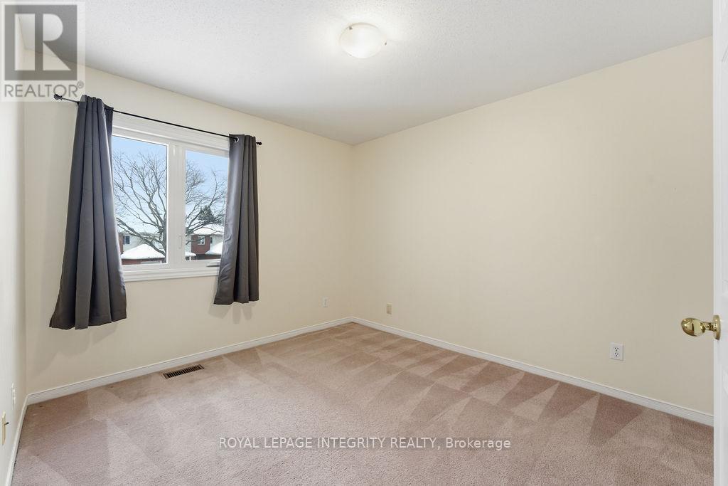 34 Furlong Crescent, Ottawa, Ontario  K2M 2J1 - Photo 21 - X12690130