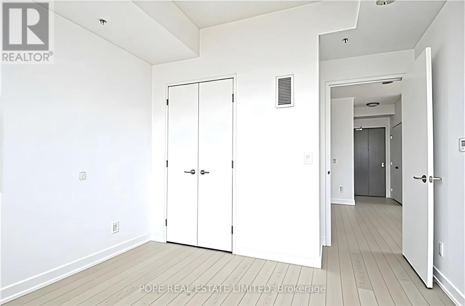 N709 - 120 Bayview Avenue, Toronto, Ontario  M5A 0G4 - Photo 15 - C12690078