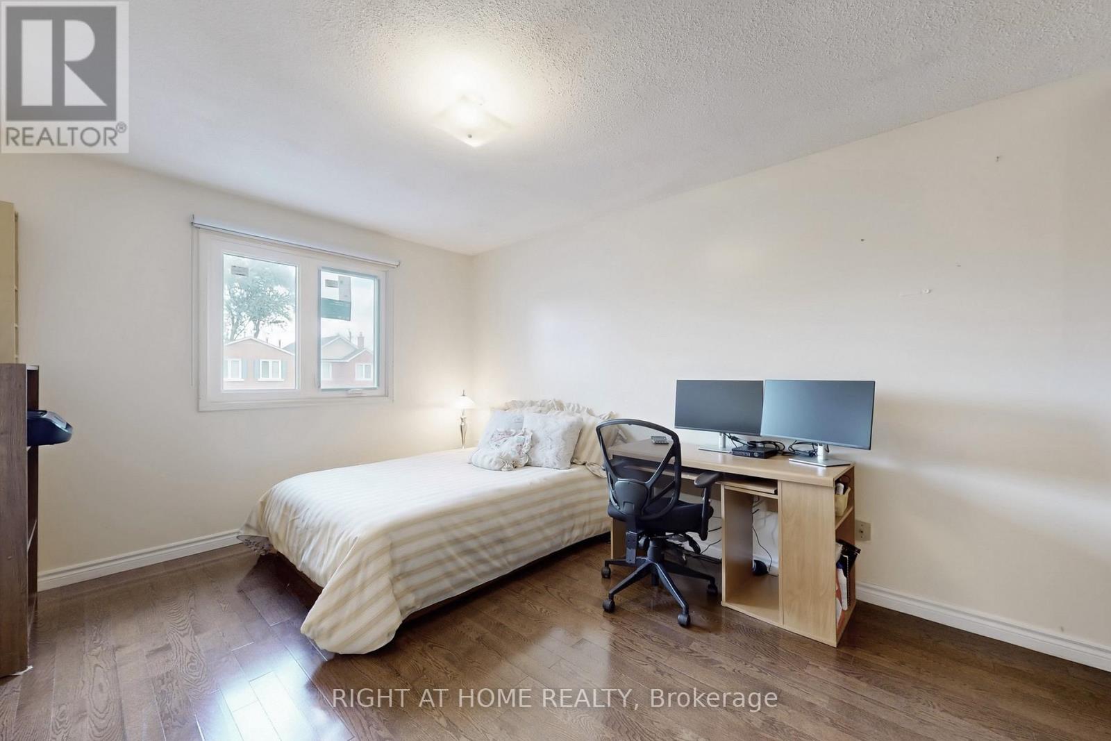 9 Festival Drive, Toronto, Ontario  M2R 3T9 - Photo 21 - C12690086