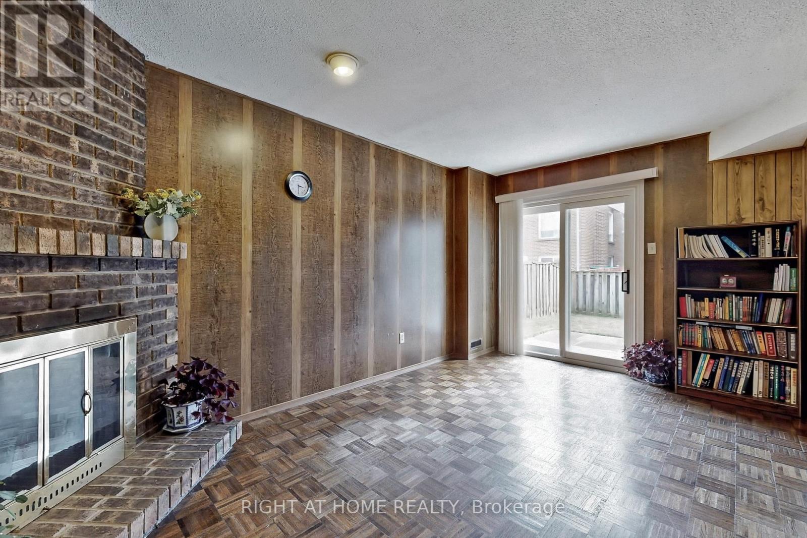 9 Festival Drive, Toronto, Ontario  M2R 3T9 - Photo 28 - C12690086