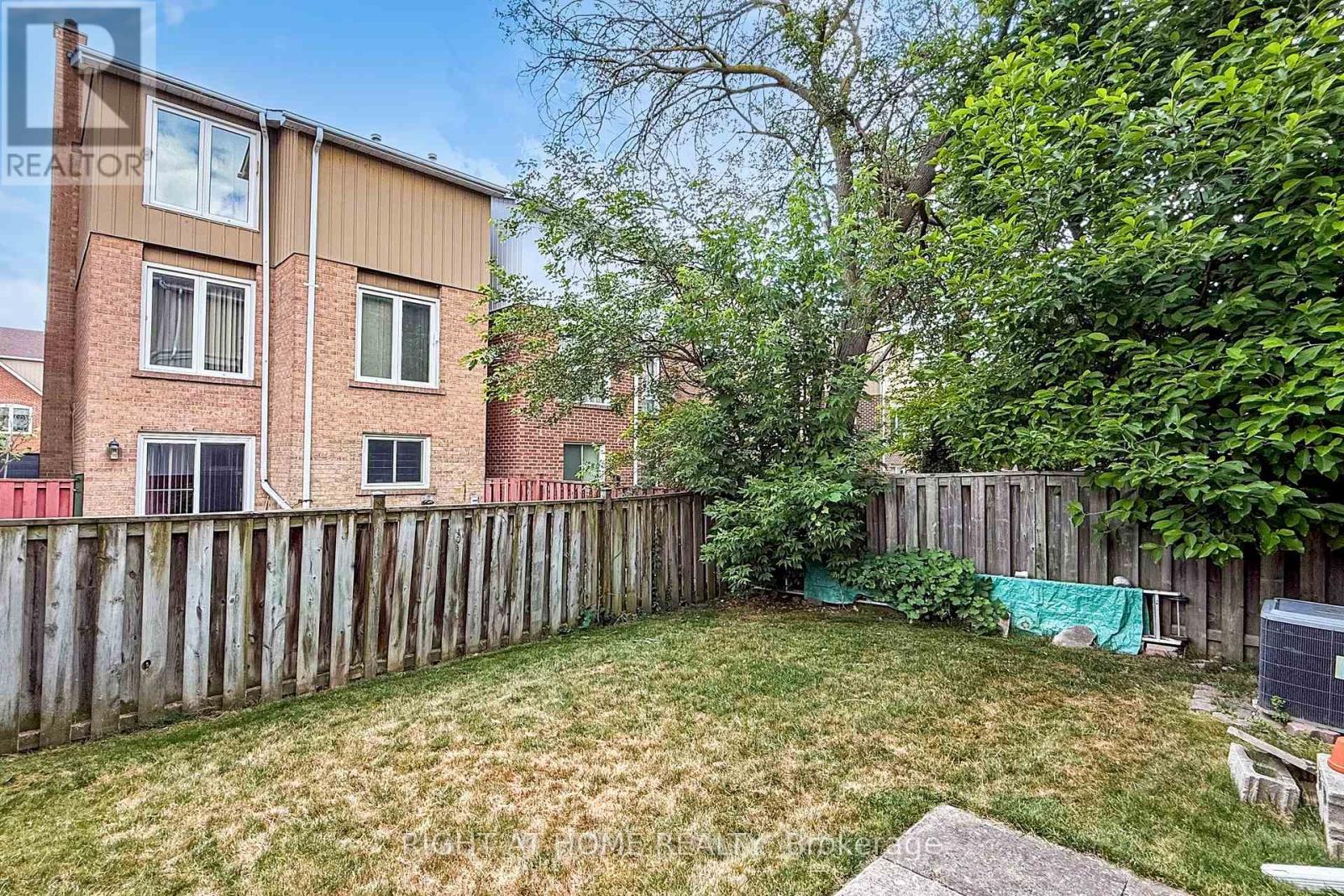9 Festival Drive, Toronto, Ontario  M2R 3T9 - Photo 29 - C12690086
