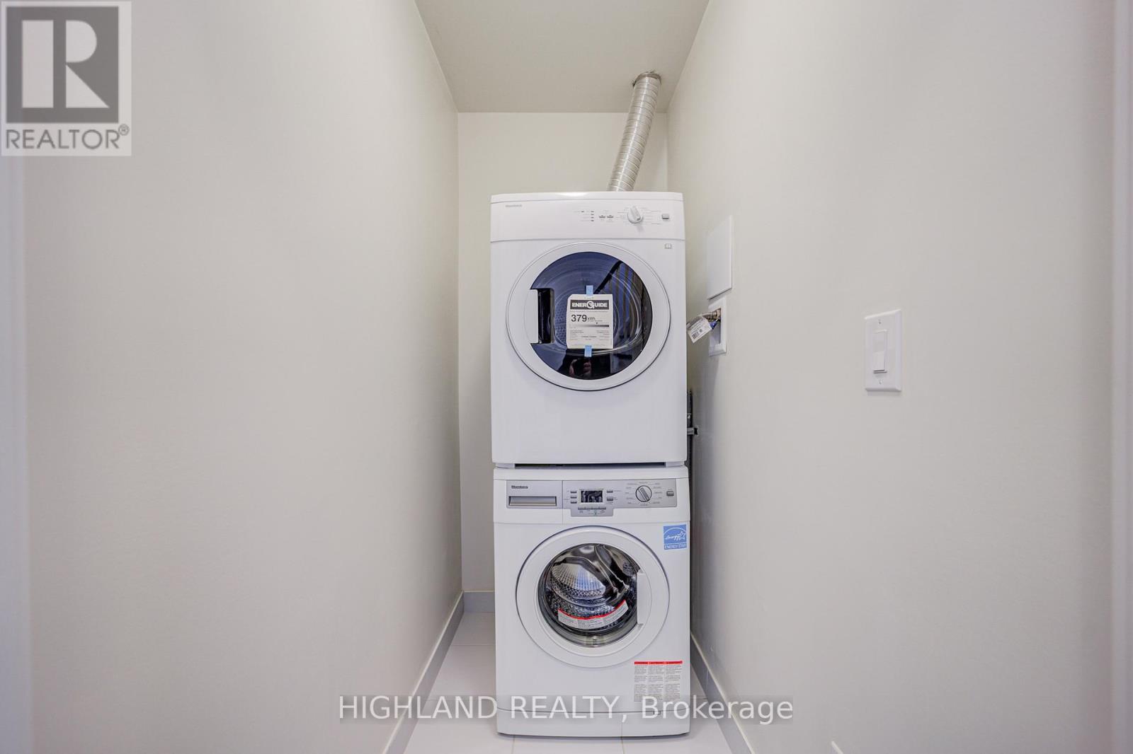 62 St David Street, Toronto, Ontario  M5A 0P3 - Photo 16 - C12690094