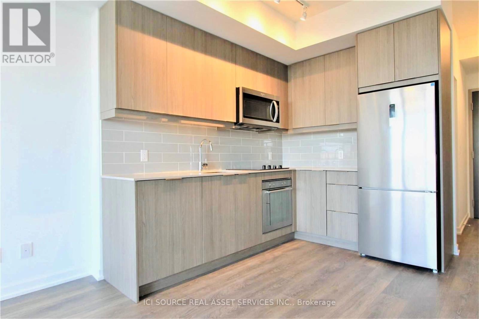 510 - 36 Forest Manor Road, Toronto, Ontario  M2J 0H4 - Photo 4 - C12690150