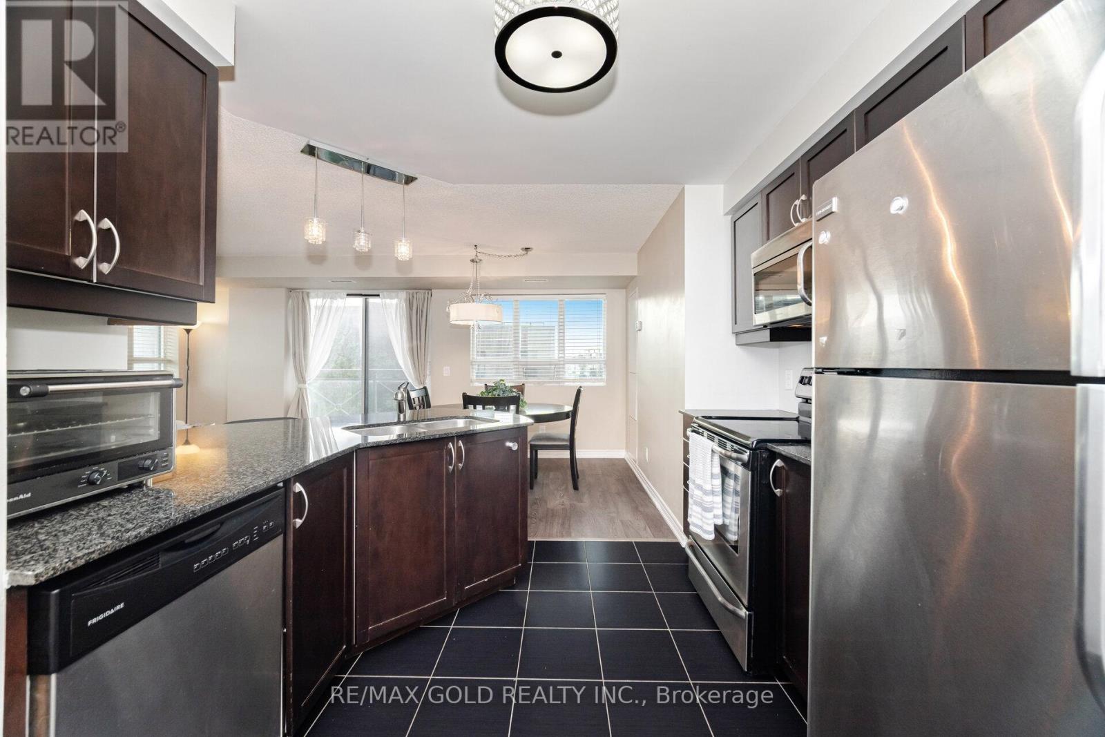 311 - 7730 Kipling Avenue, Vaughan, Ontario  L4L 1Y9 - Photo 10 - N12690098