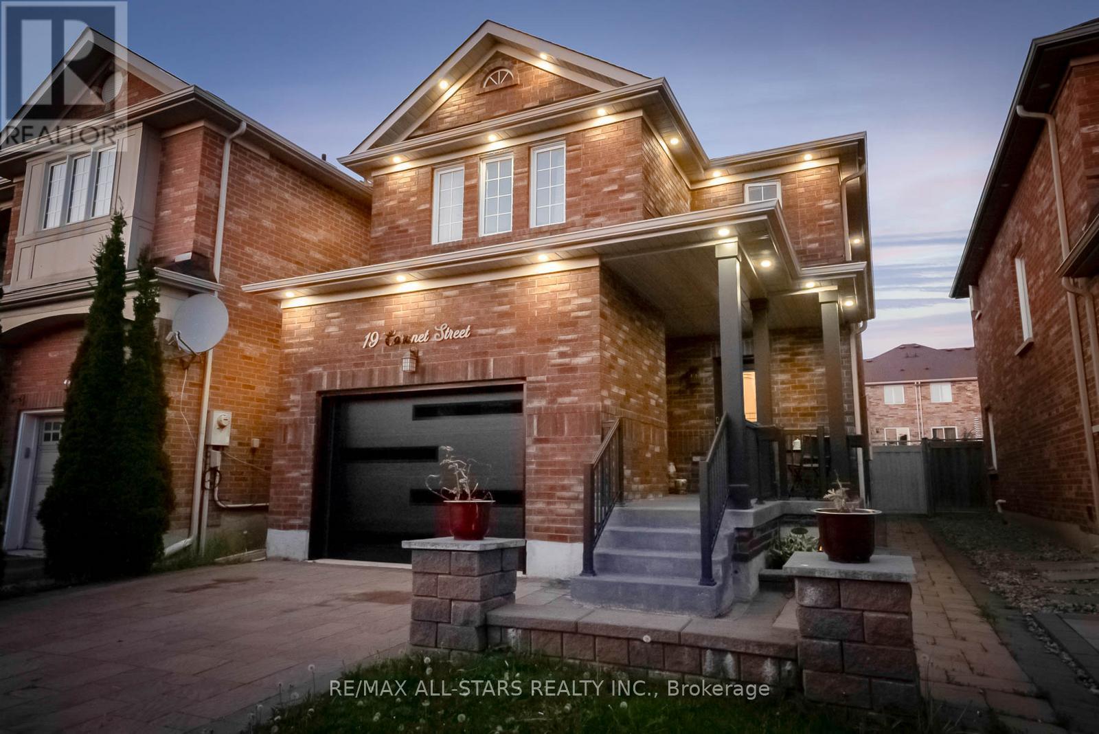 19 Coronet Street, Whitchurch-Stouffville, Ontario  L4A 0X8 - Photo 24 - N12690128