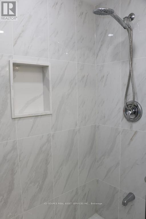 Upper - 164 Stather Crescent, Markham, Ontario  L3S 2W9 - Photo 12 - N12690156