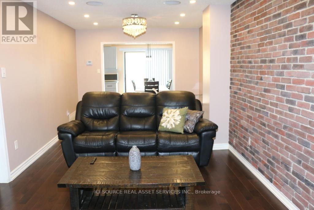 Upper - 164 Stather Crescent, Markham, Ontario  L3S 2W9 - Photo 24 - N12690156