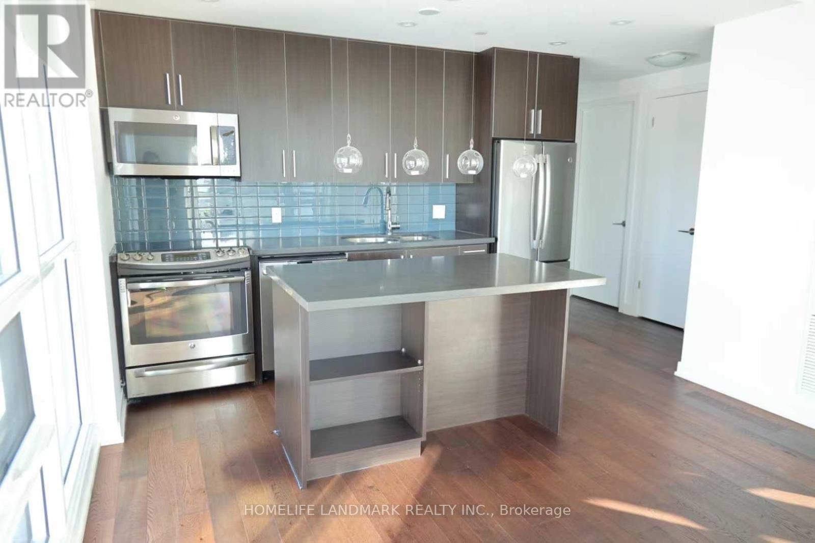 4206 - 2212 Lake Shore Boulevard W, Toronto, Ontario  M8V 0C2 - Photo 8 - W12690076