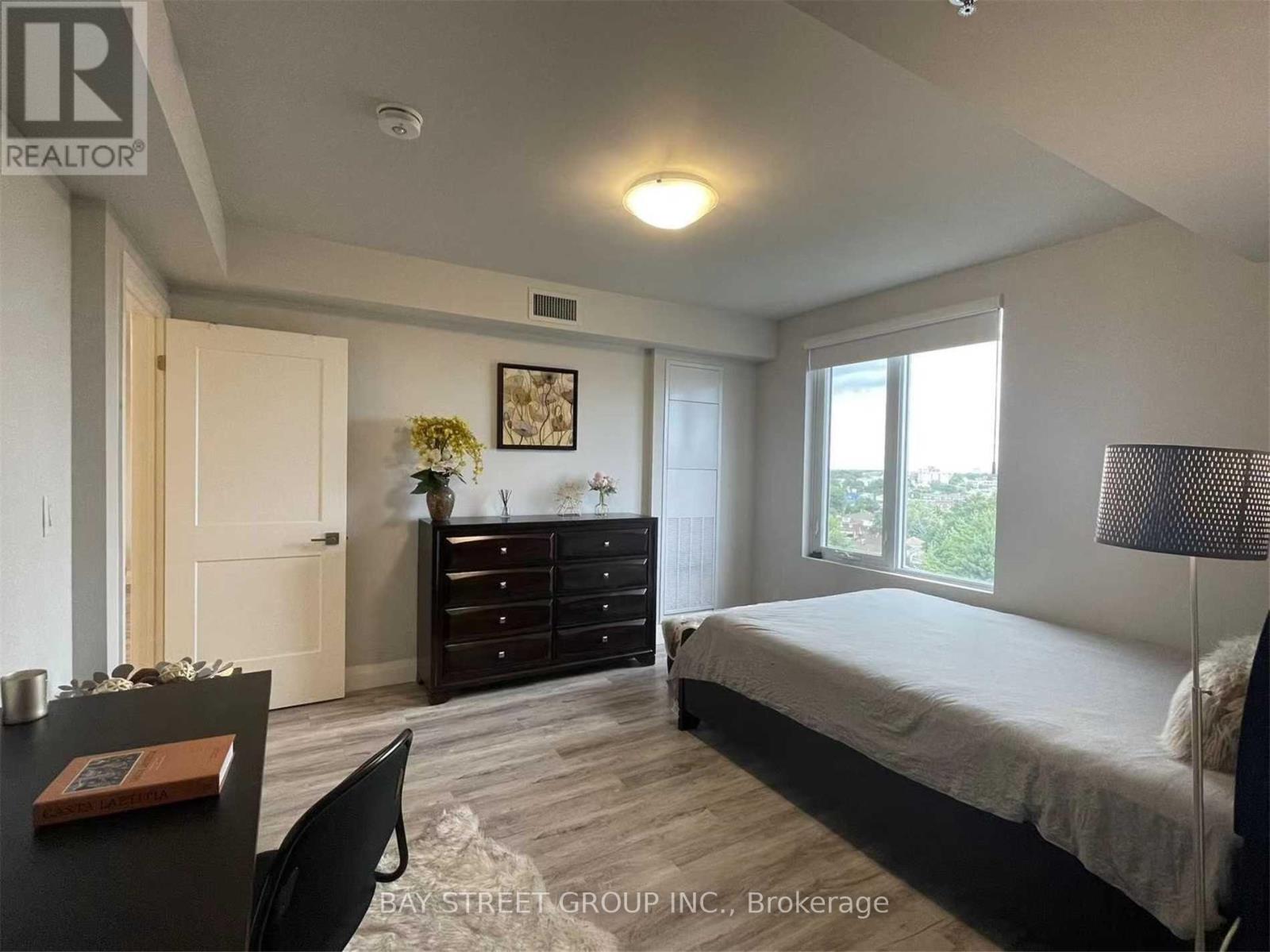 701 - 5698 Main Street, Niagara Falls, Ontario  L2G 0Z2 - Photo 9 - X12690080