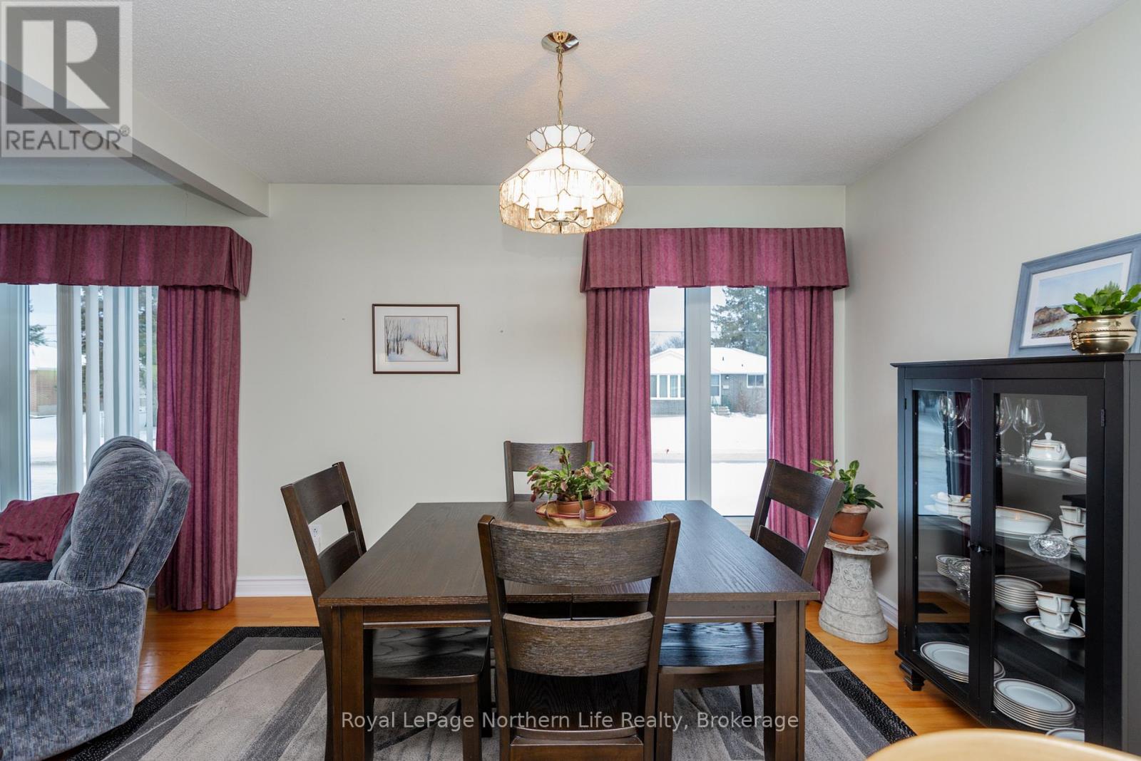 5 Strathcona Drive, North Bay, Ontario  P1A 2M5 - Photo 12 - X12690168