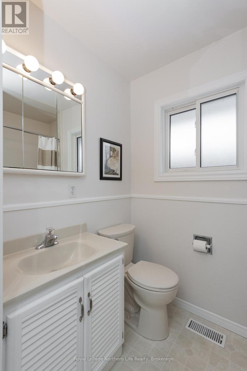 5 Strathcona Drive, North Bay, Ontario  P1A 2M5 - Photo 27 - X12690168