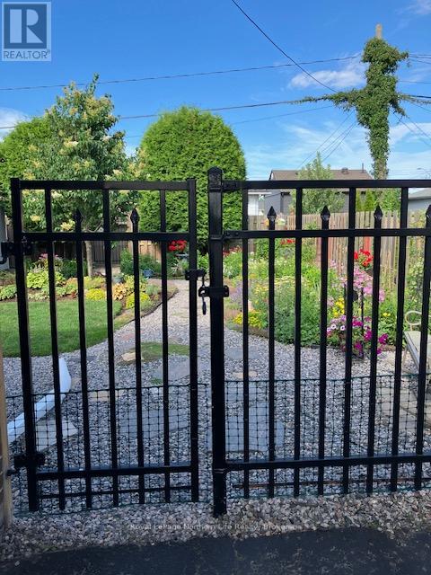 5 Strathcona Drive, North Bay, Ontario  P1A 2M5 - Photo 50 - X12690168