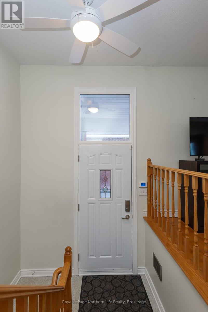 5 Strathcona Drive, North Bay, Ontario  P1A 2M5 - Photo 6 - X12690168