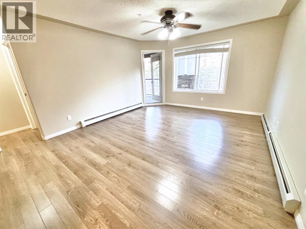 116, 369 Rocky Vista Park Nw, Calgary, Alberta  T3G 5K7 - Photo 9 - A2278556