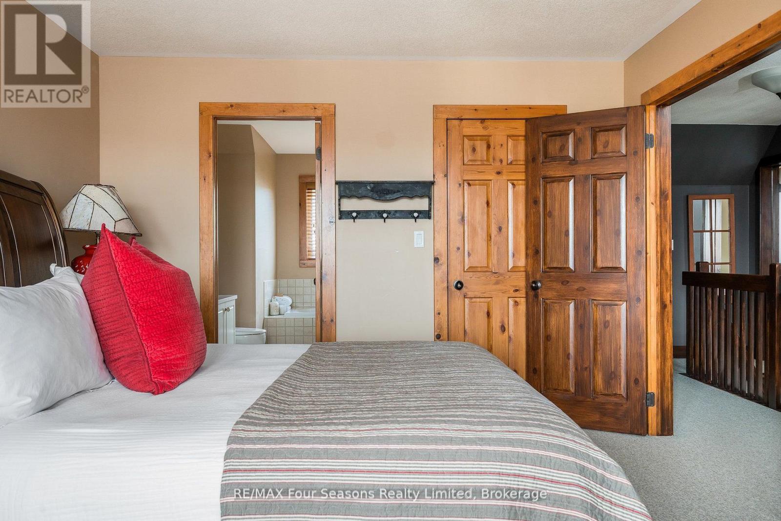 106 Venture Boulevard, Blue Mountains, Ontario  L9Y 0B6 - Photo 22 - X12690164