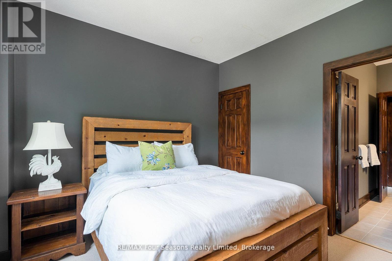 106 Venture Boulevard, Blue Mountains, Ontario  L9Y 0B6 - Photo 30 - X12690164