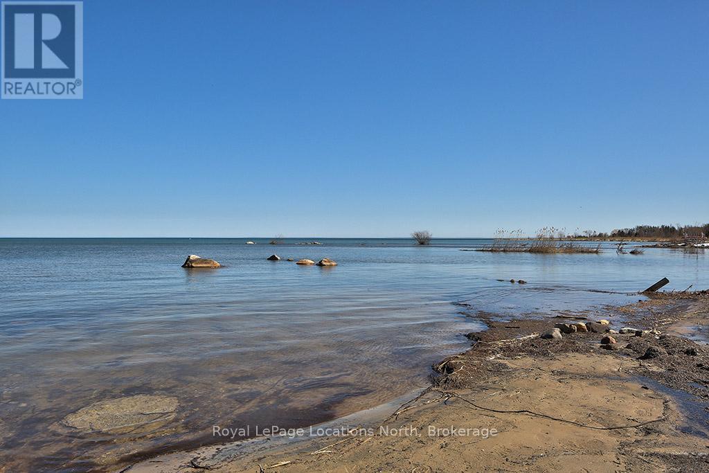 102 Fraser Crescent, Blue Mountains, Ontario  L9Y 0M8 - Photo 34 - X12690176