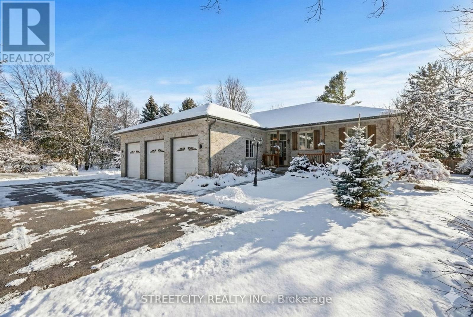 1163 Crumlin Side Road, London East, Ontario  N5V 1R6 - Photo 2 - X12690188