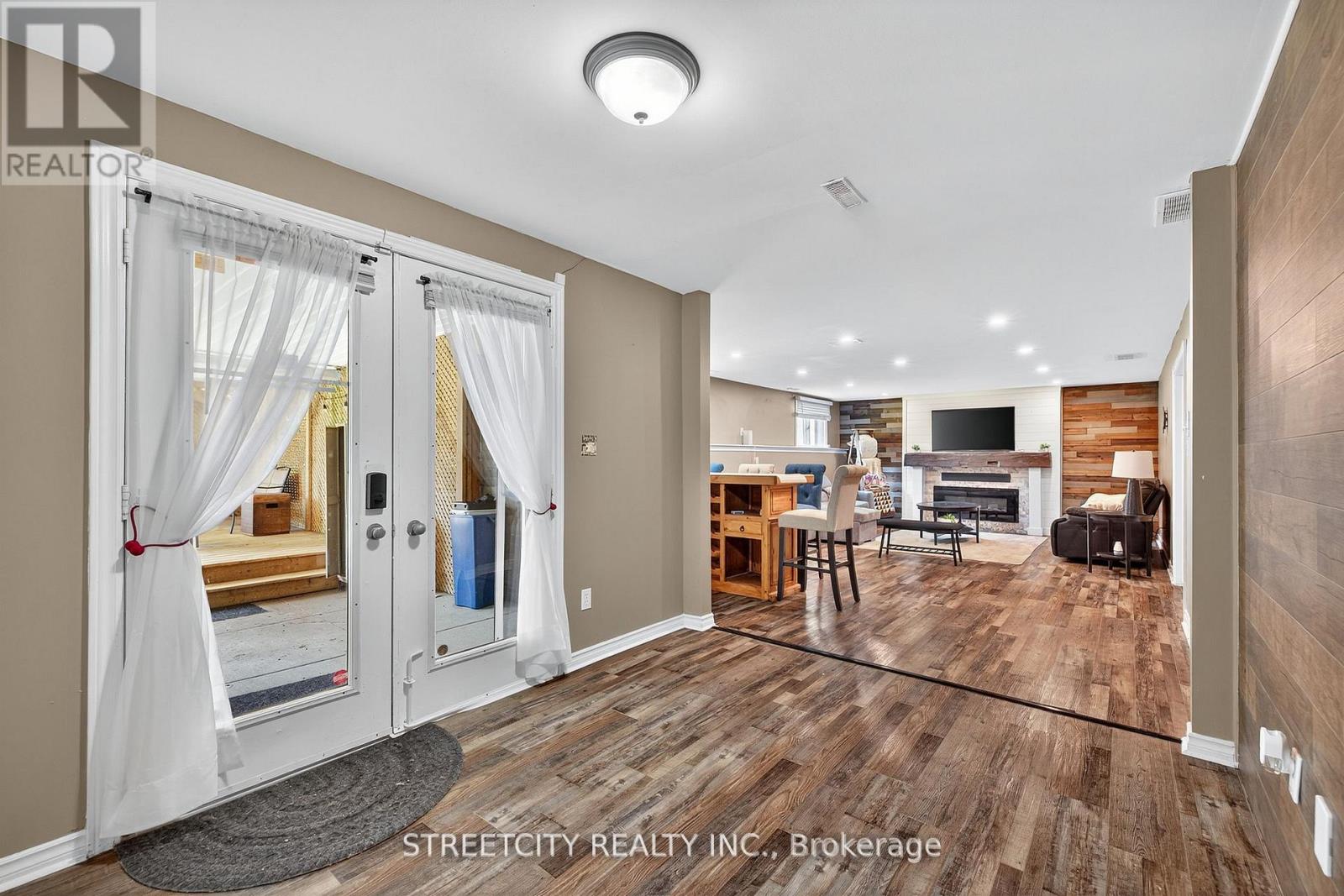 1163 Crumlin Side Road, London East, Ontario  N5V 1R6 - Photo 30 - X12690188