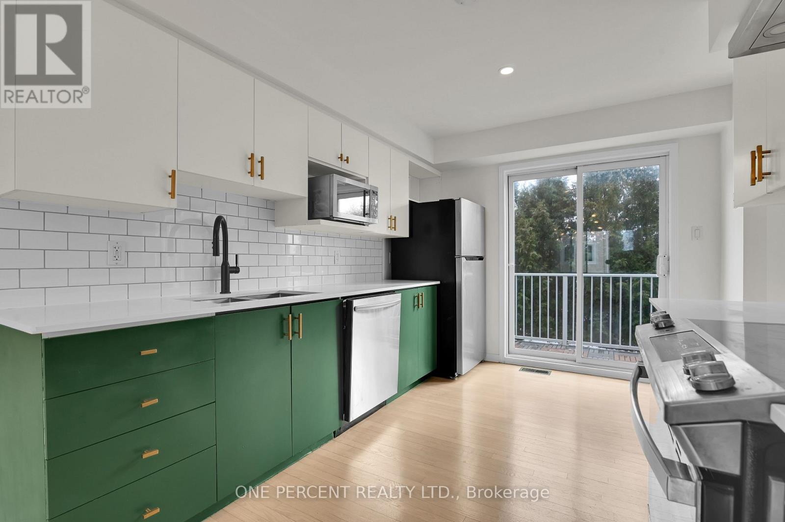 563 Burleigh Private, Ottawa, Ontario  K1J 1J9 - Photo 16 - X12690178