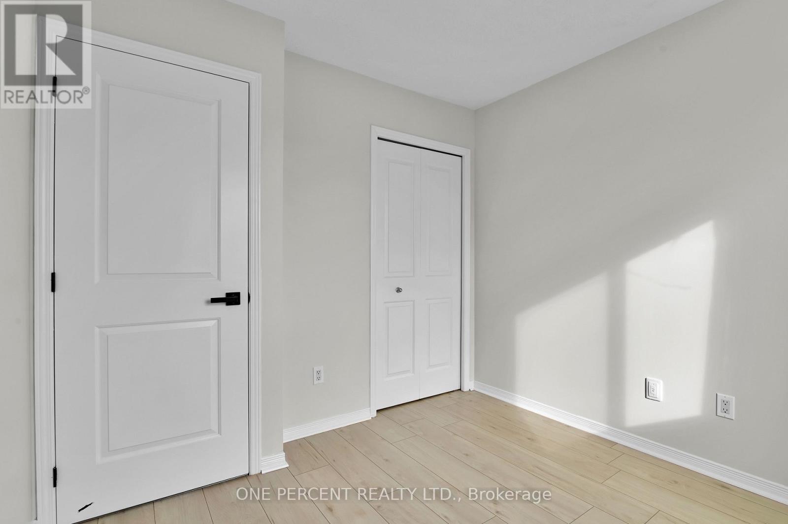 563 Burleigh Private, Ottawa, Ontario  K1J 1J9 - Photo 27 - X12690178