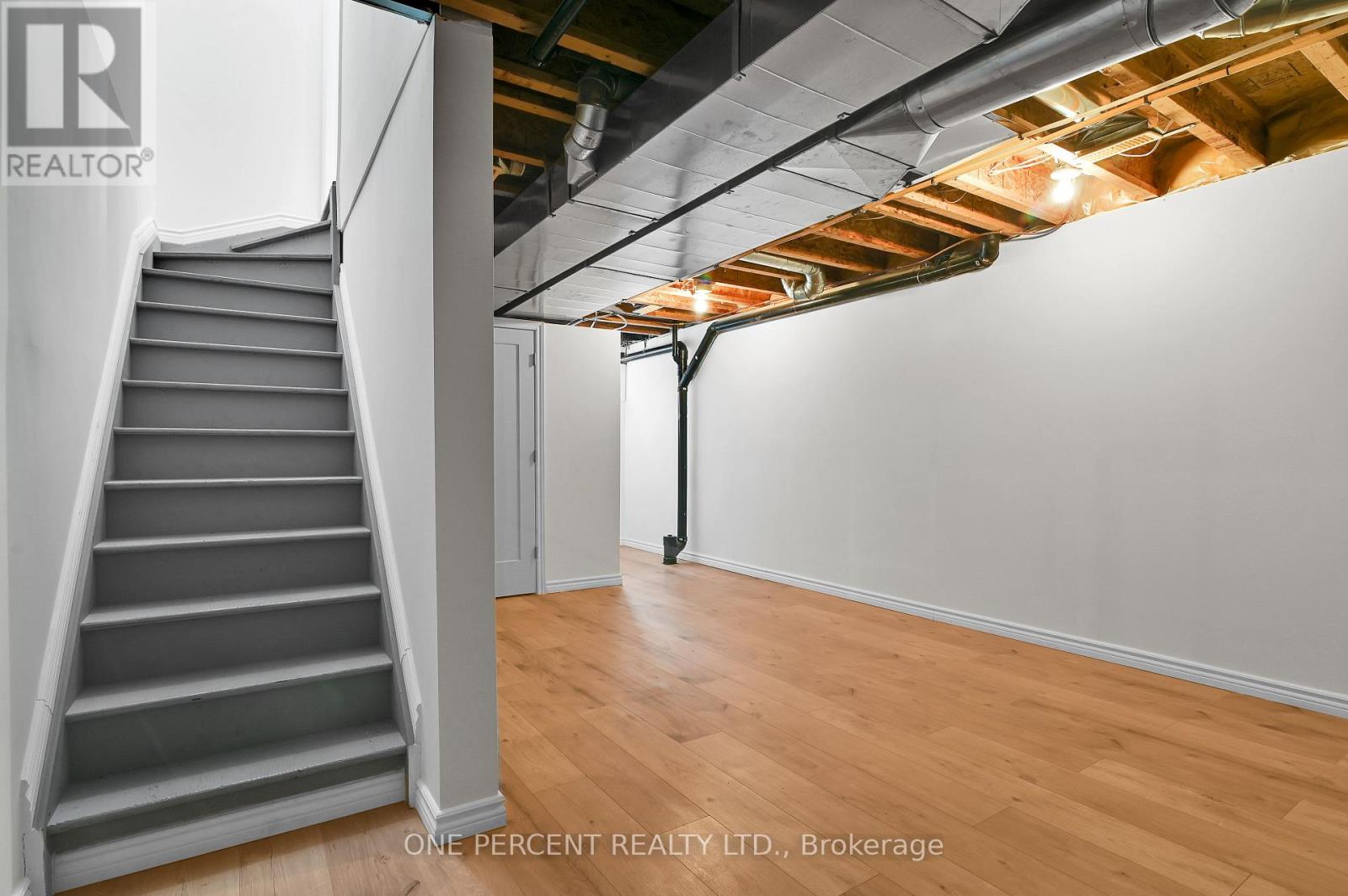 563 Burleigh Private, Ottawa, Ontario  K1J 1J9 - Photo 30 - X12690178