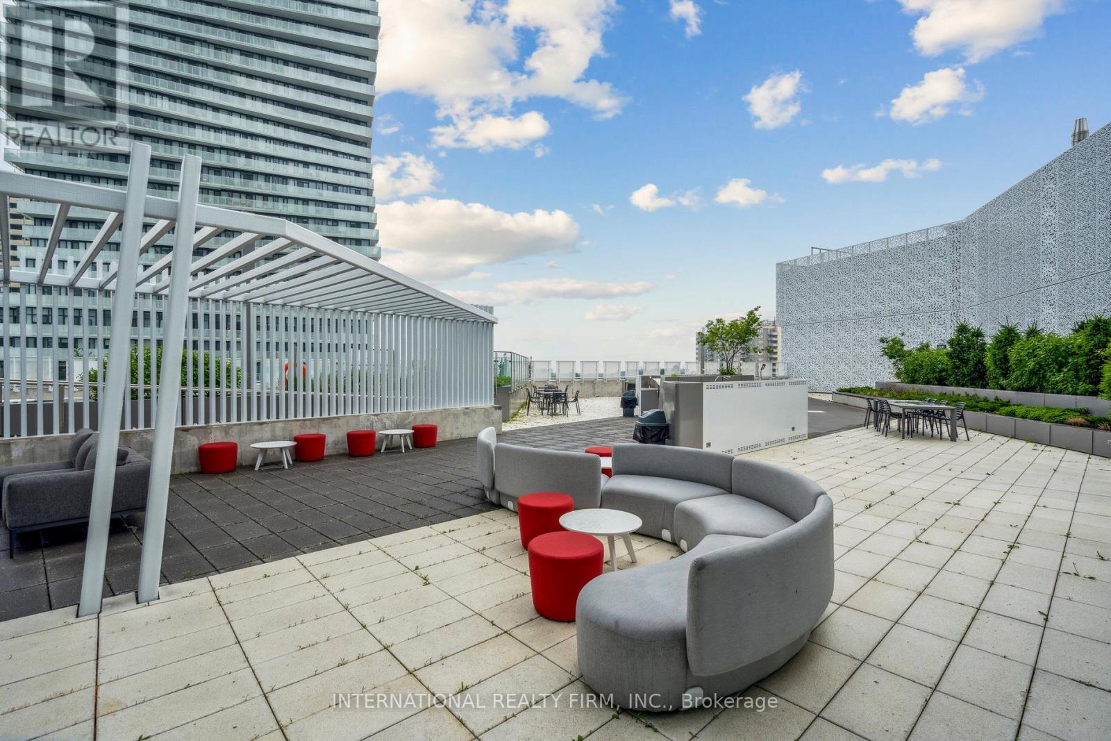 4004 - 3900 Confederation Parkway, Mississauga, Ontario  L5B 0M3 - Photo 34 - W12690172