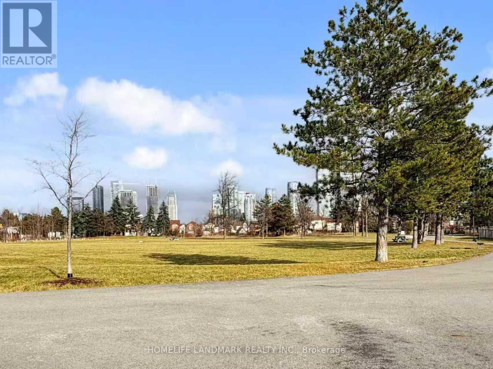 837 Apple Gate Court, Mississauga, Ontario  L5C 4L8 - Photo 46 - W12690180