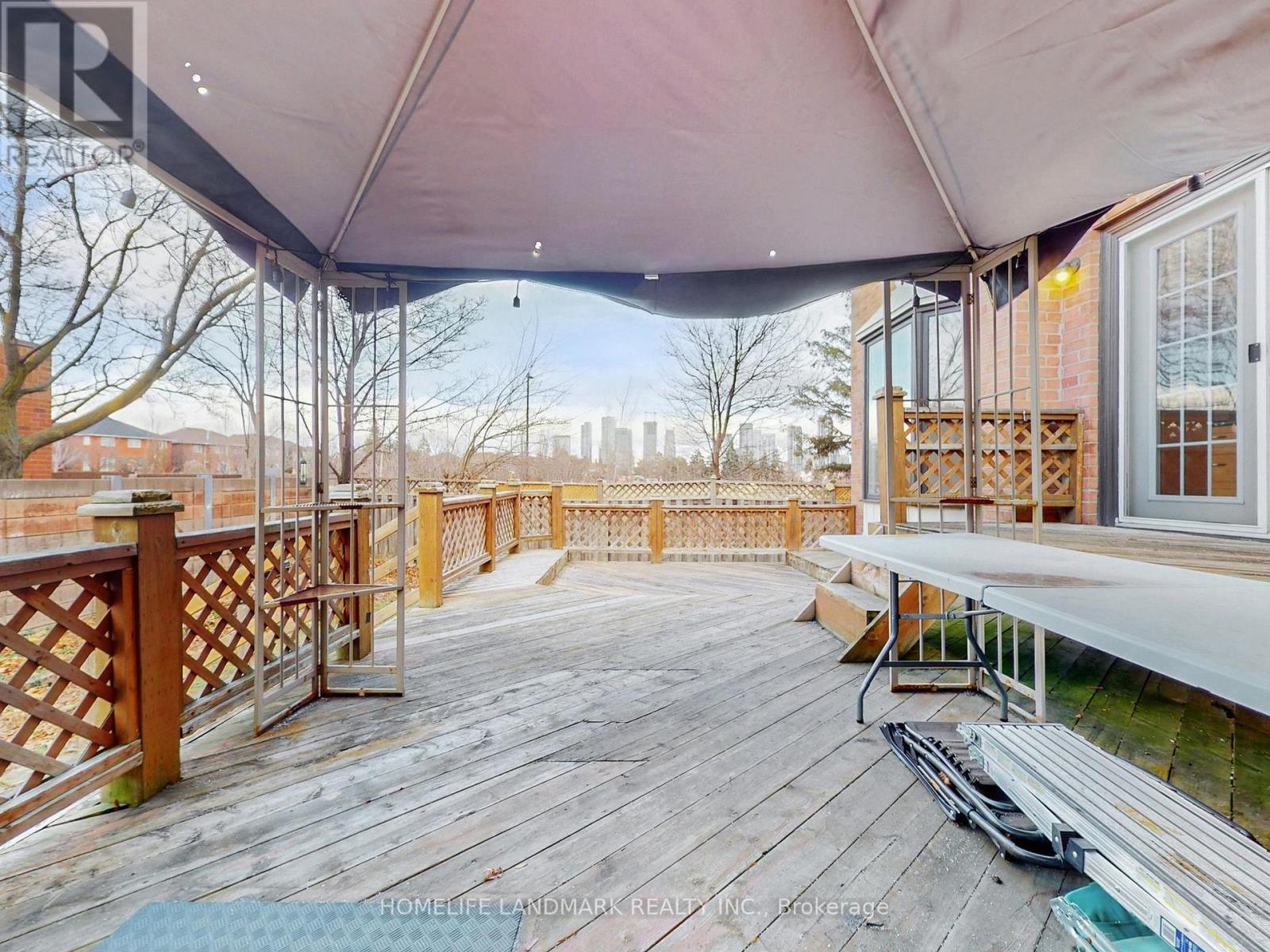 837 Apple Gate Court, Mississauga, Ontario  L5C 4L8 - Photo 49 - W12690180