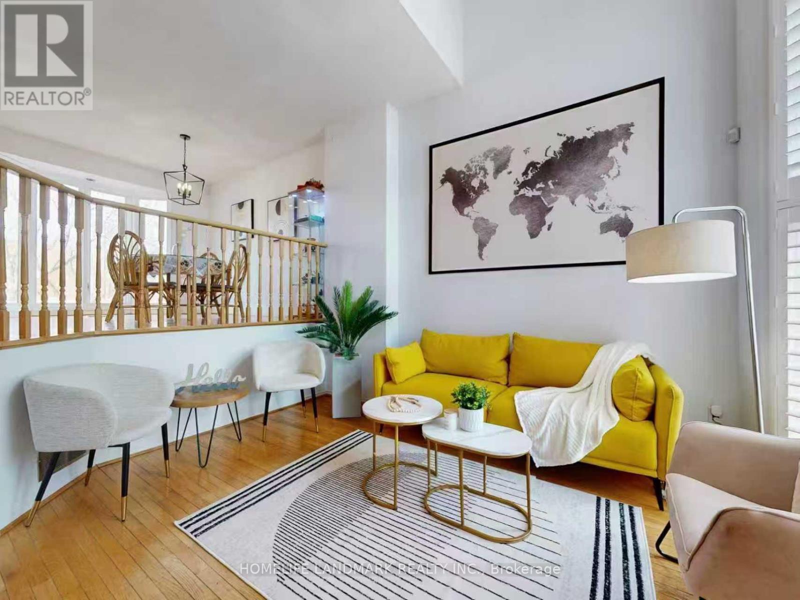 837 Apple Gate Court, Mississauga, Ontario  L5C 4L8 - Photo 7 - W12690180