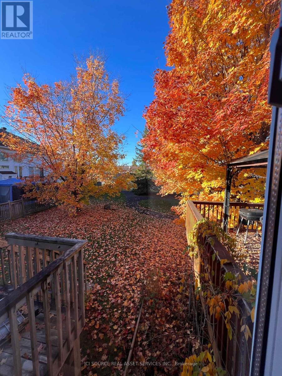 127 Gladeview Private, Ottawa, Ontario  K1T 4C5 - Photo 19 - X12690170