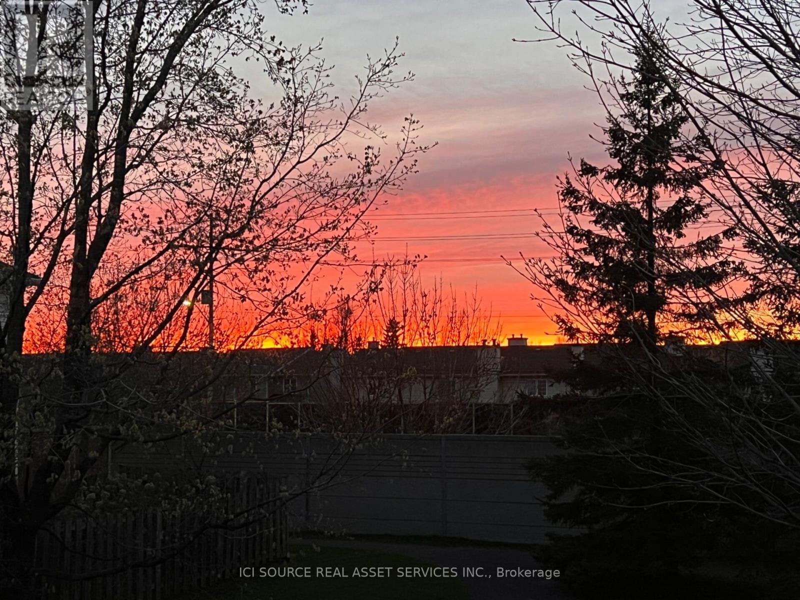 127 Gladeview Private, Ottawa, Ontario  K1T 4C5 - Photo 25 - X12690170