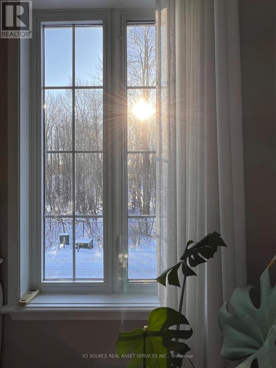 127 Gladeview Private, Ottawa, Ontario  K1T 4C5 - Photo 5 - X12690170