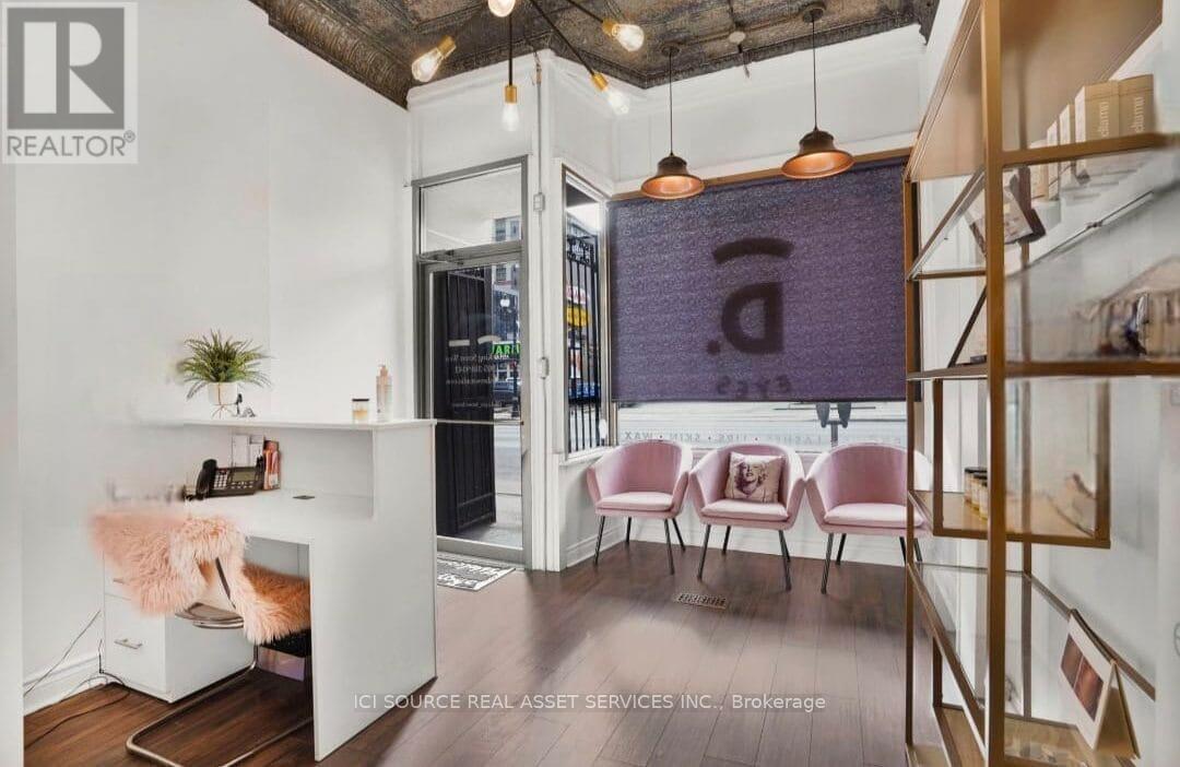 232 King Street W, Hamilton, Ontario  L8P 1A9 - Photo 3 - X12690186