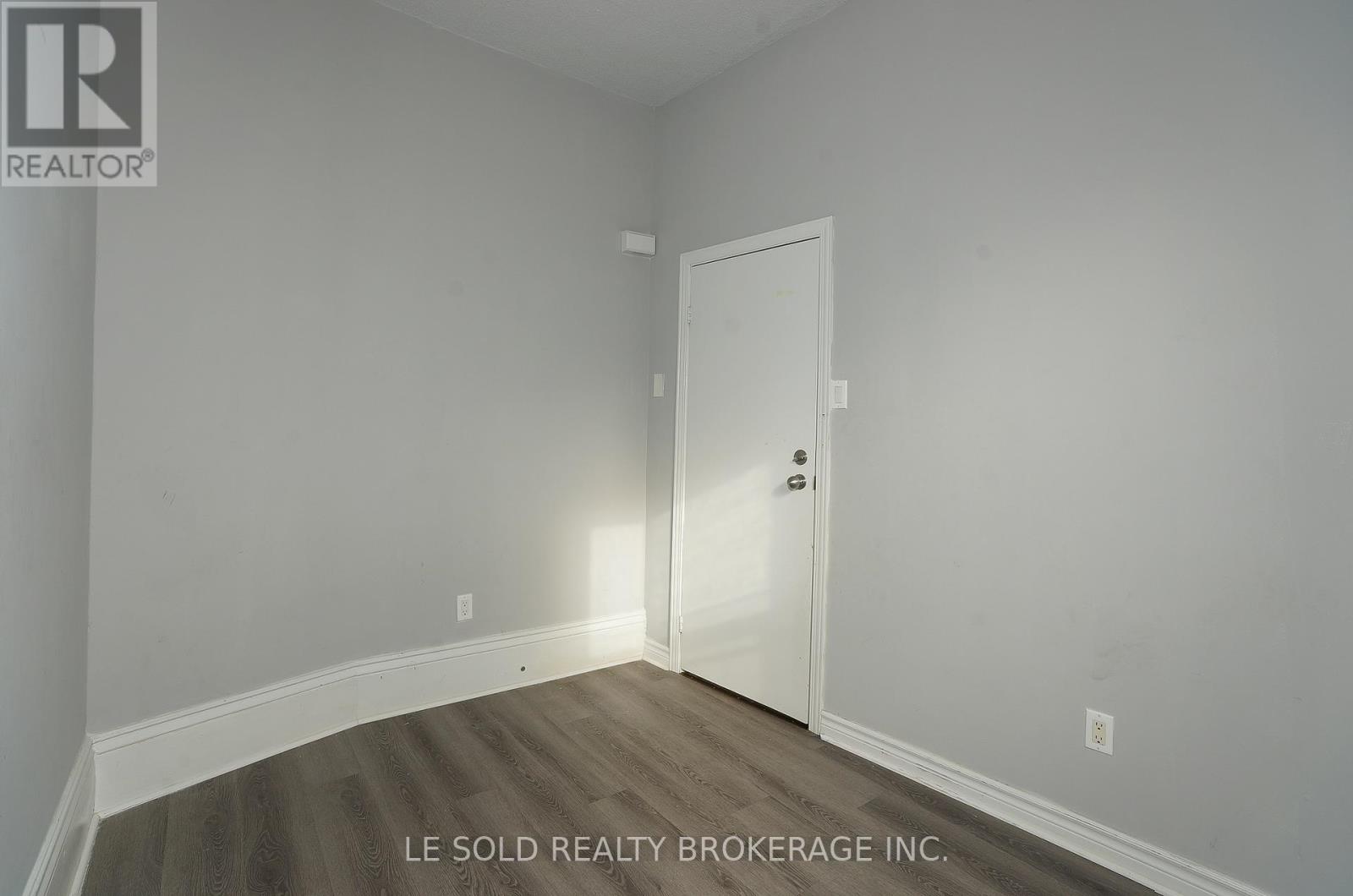 Unit 5 - 53 Mcclary Avenue, London South, Ontario  N6C 1P6 - Photo 5 - X12690190