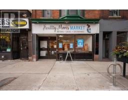 2953 DUNDAS STREET W, Toronto, Ontario