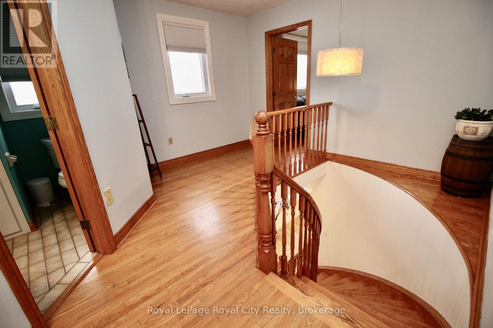 82 Gunn Avenue, Cambridge, Ontario  N3C 3J7 - Photo 25 - X12690202