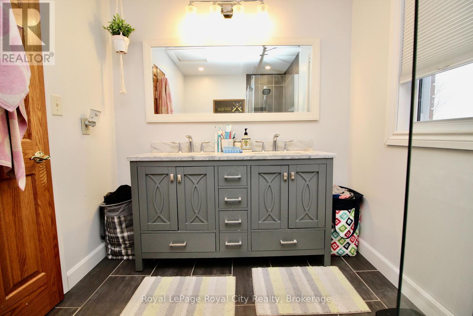 82 Gunn Avenue, Cambridge, Ontario  N3C 3J7 - Photo 30 - X12690202