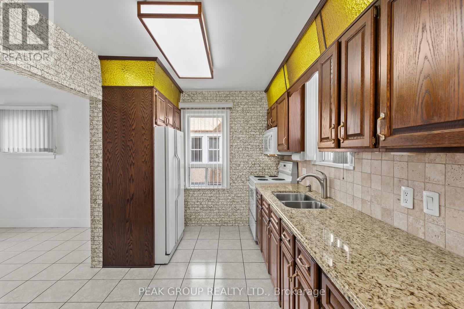 246 Scholfield Avenue S, Welland, Ontario  L3B 1N7 - Photo 11 - X12690210