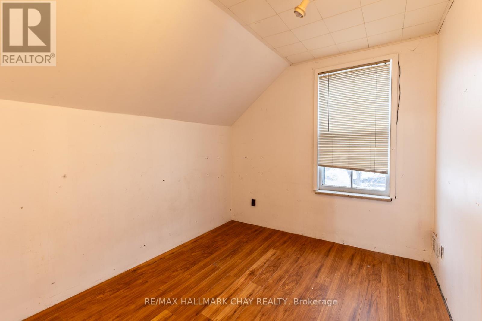 4 East Street, Barrie, Ontario  L4M 2N4 - Photo 13 - S12657488