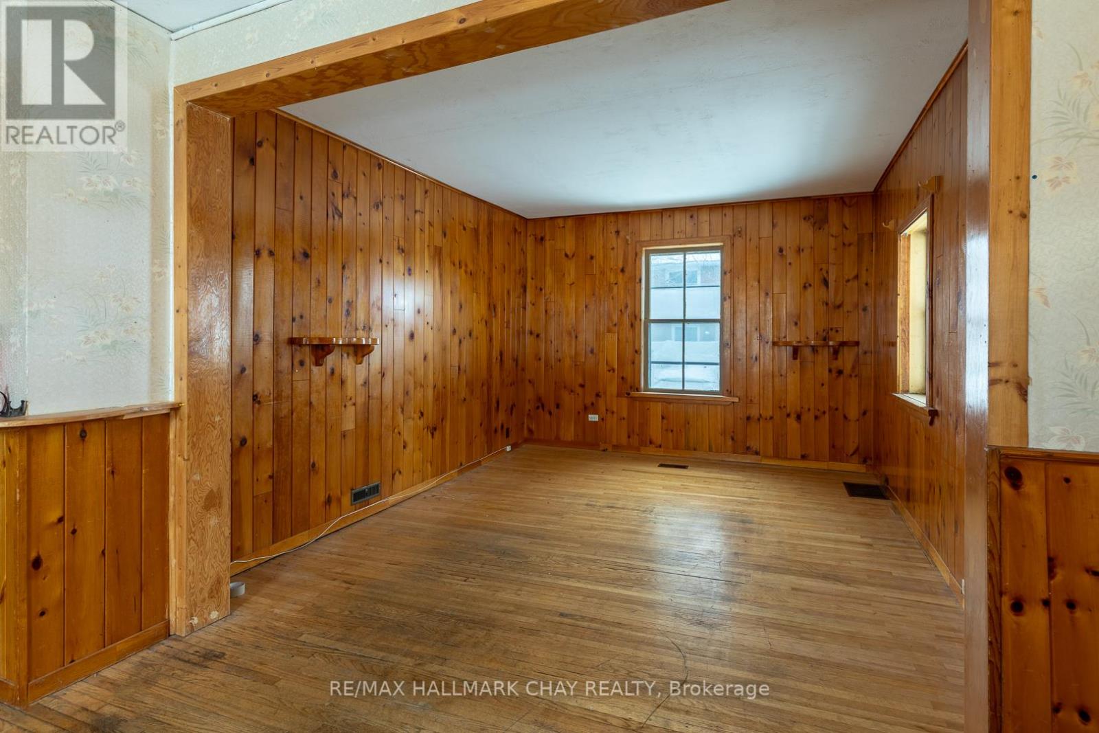 4 East Street, Barrie, Ontario  L4M 2N4 - Photo 5 - S12657488