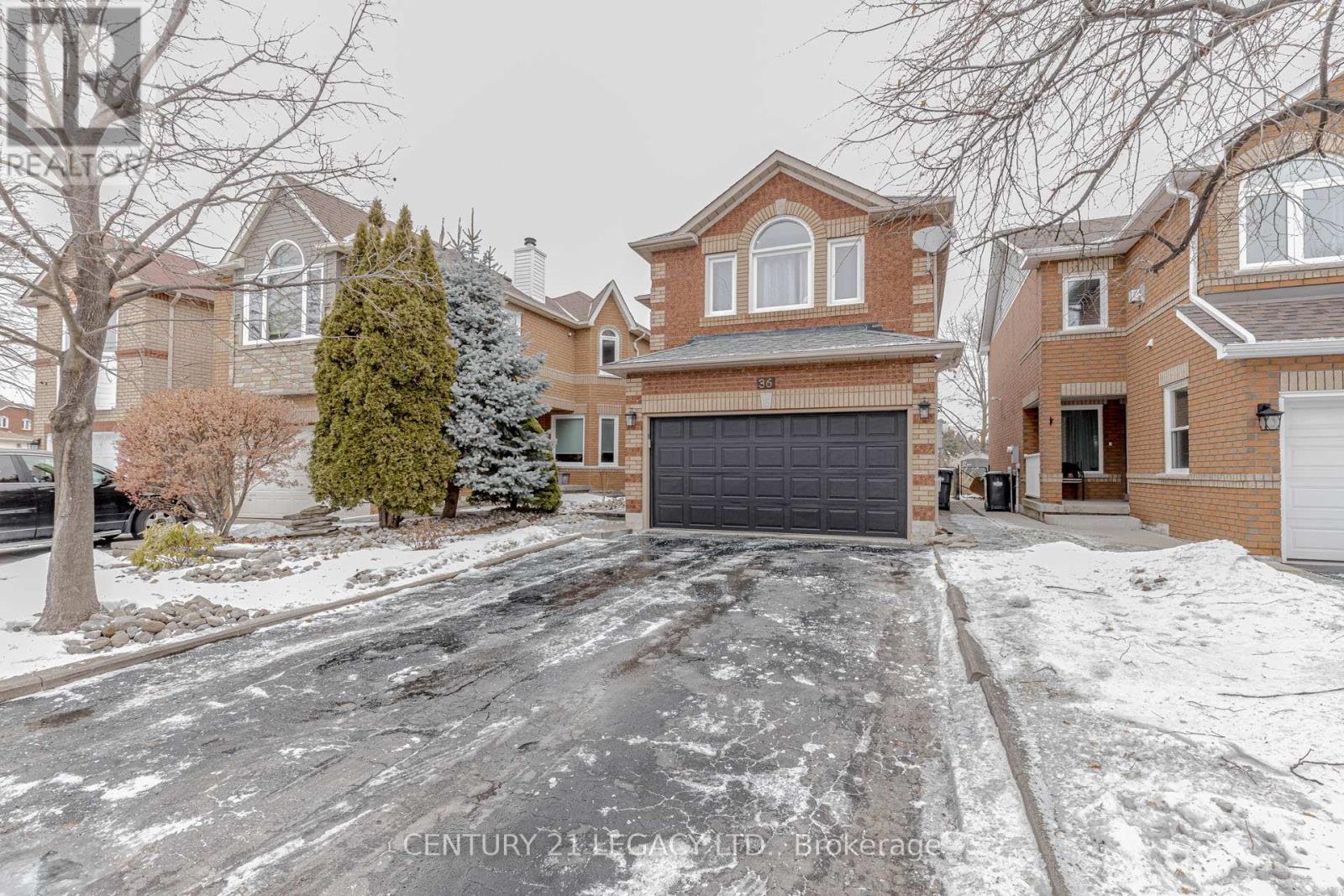36 Valonia Drive, Brampton, Ontario  L6V 4J2 - Photo 3 - W12690058