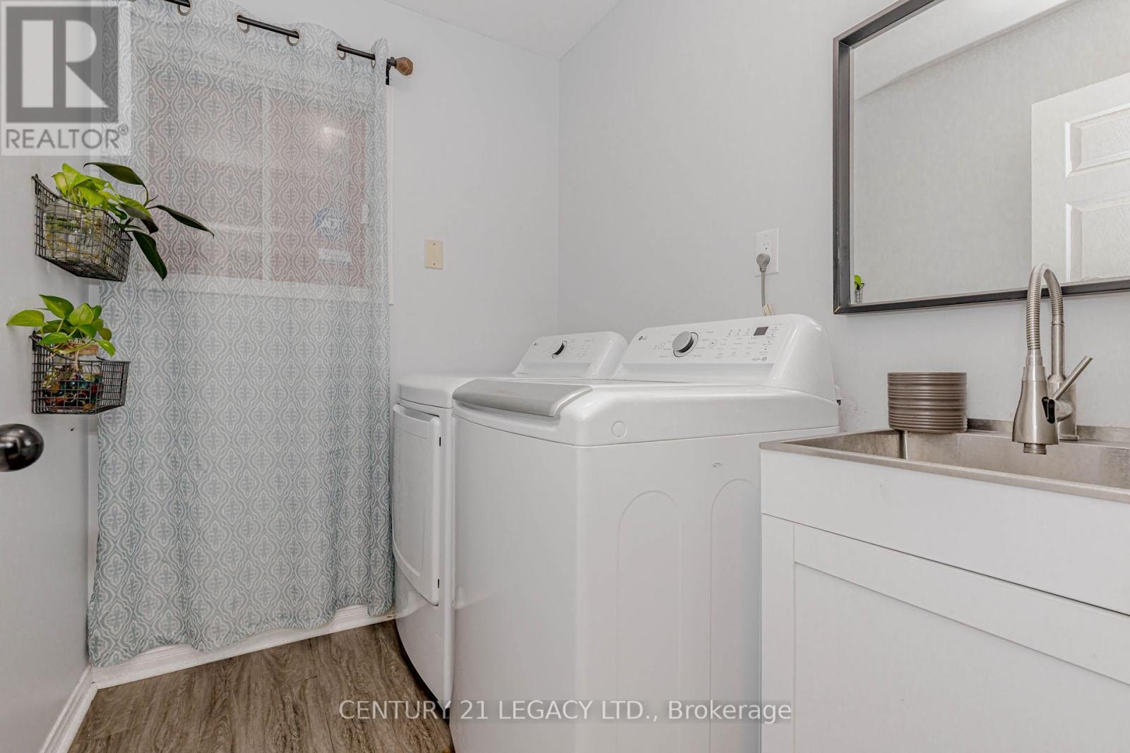 36 Valonia Drive, Brampton, Ontario  L6V 4J2 - Photo 23 - W12690058