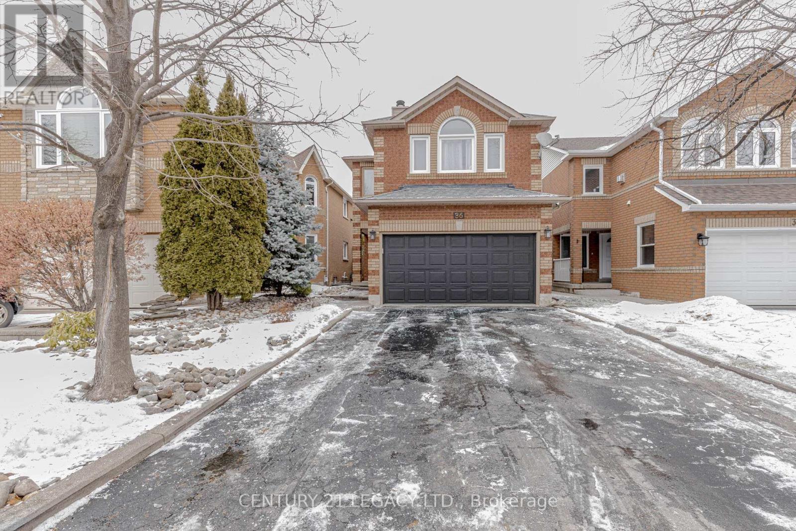 36 Valonia Drive, Brampton, Ontario  L6V 4J2 - Photo 2 - W12690058