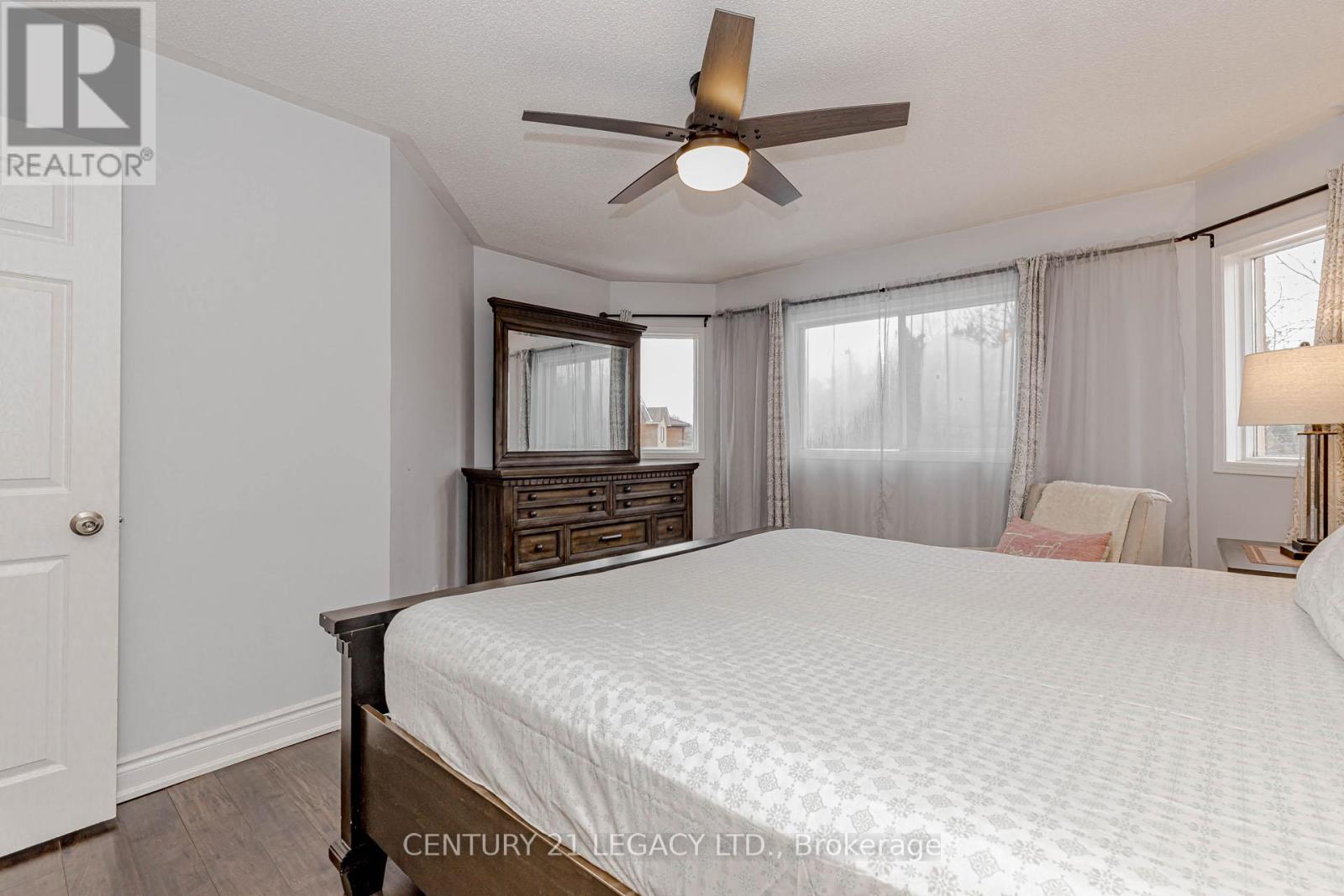 36 Valonia Drive, Brampton, Ontario  L6V 4J2 - Photo 32 - W12690058