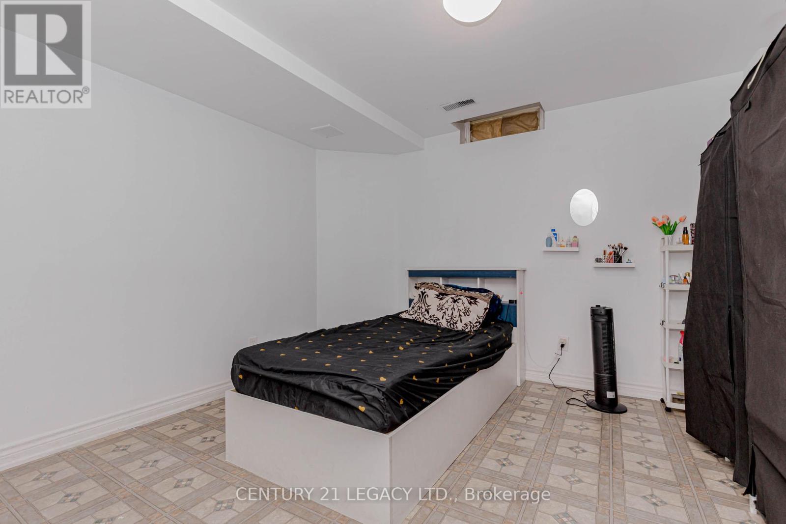 36 Valonia Drive, Brampton, Ontario  L6V 4J2 - Photo 47 - W12690058